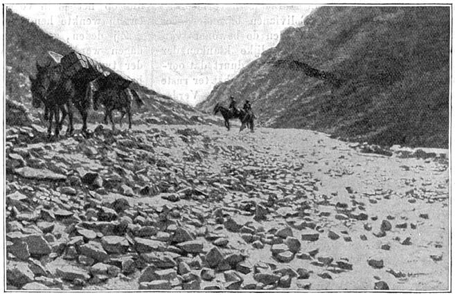 De weg van Cochabamba naar Sucre is ver van gemakkelijk.